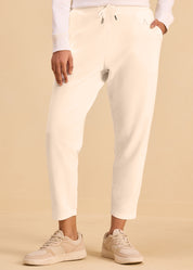 Relaxed Tapered Pants