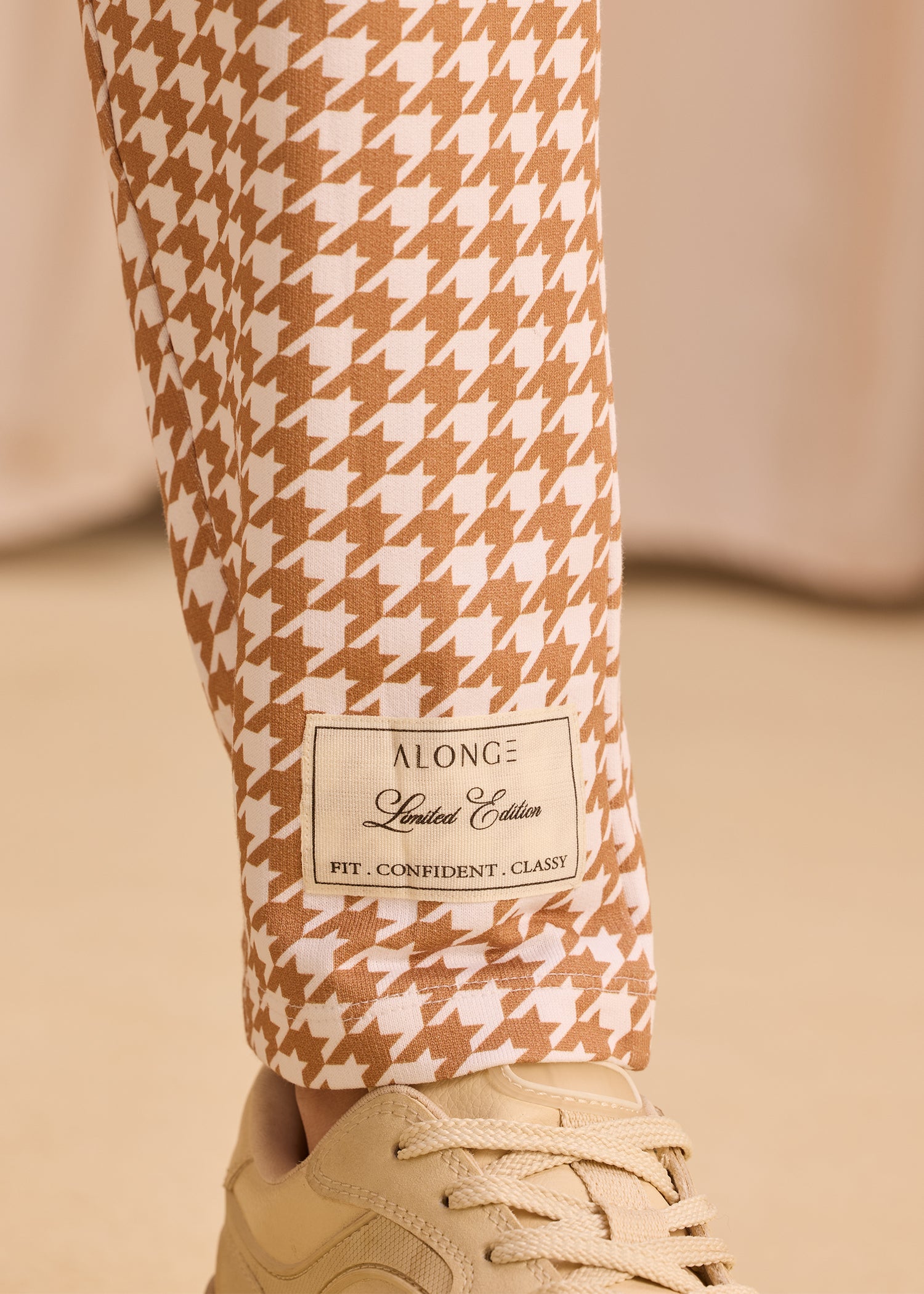 ALONGE_21March24-9563SPart.jpg