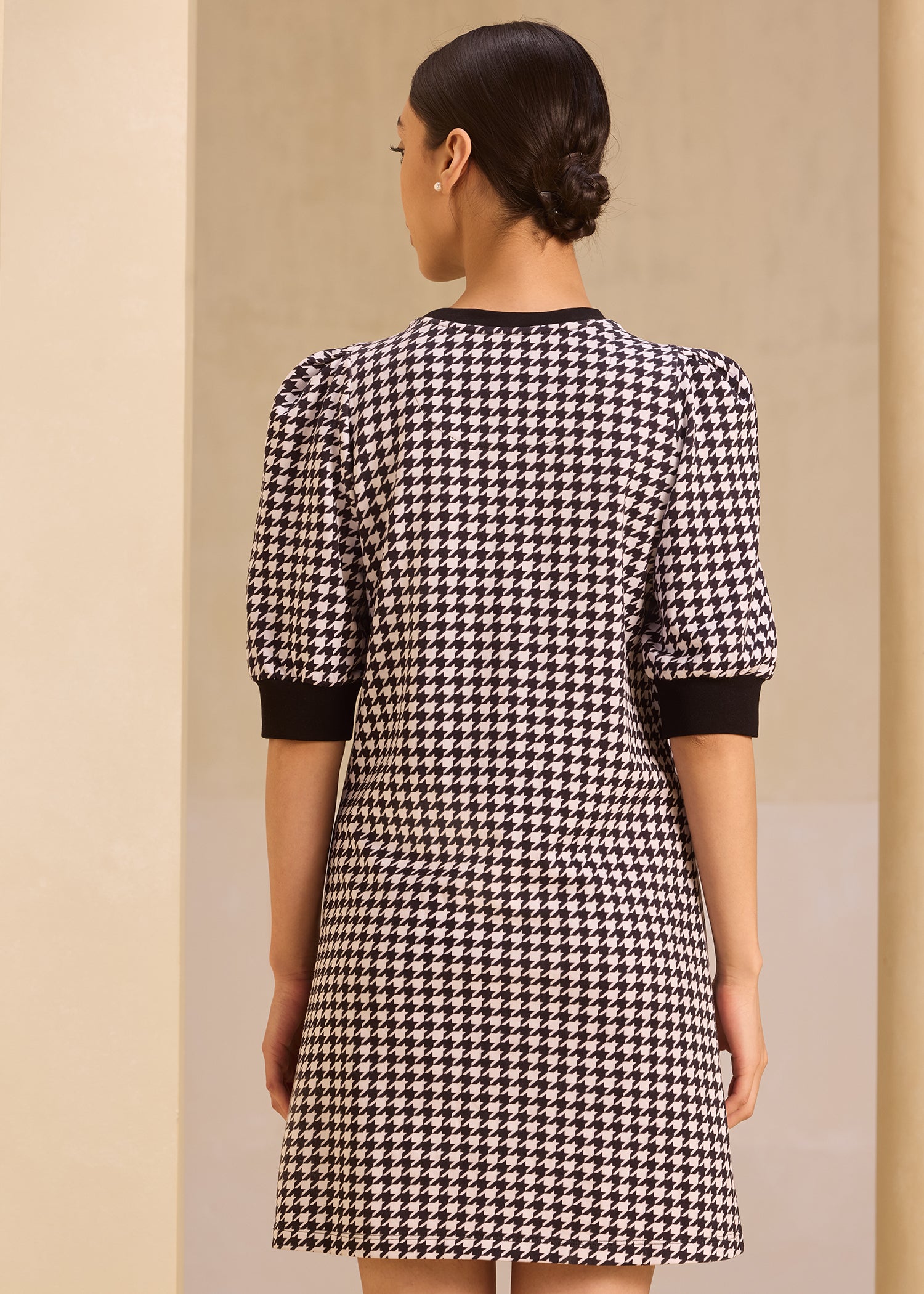 Shop Our Flattering Houndstooth Pouf Sleeve Dress