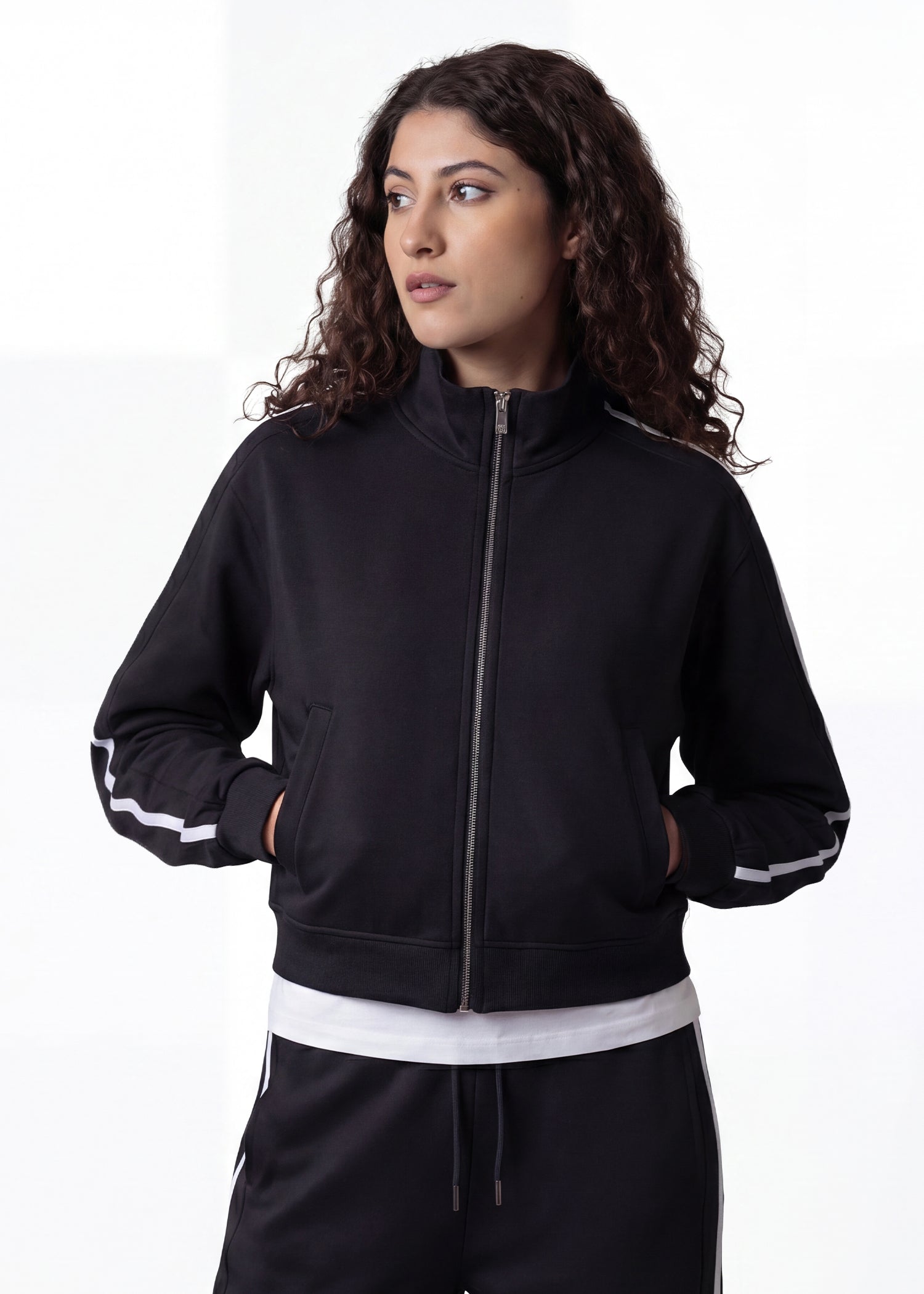 Stylish Side Panel Zipper Jacket in Black | Shop Now – ALONGE